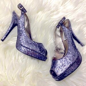 Steve Madden P-SPPY Pewter Silver Glitter Sling Back Heels Stilettos Sz 6 NEW